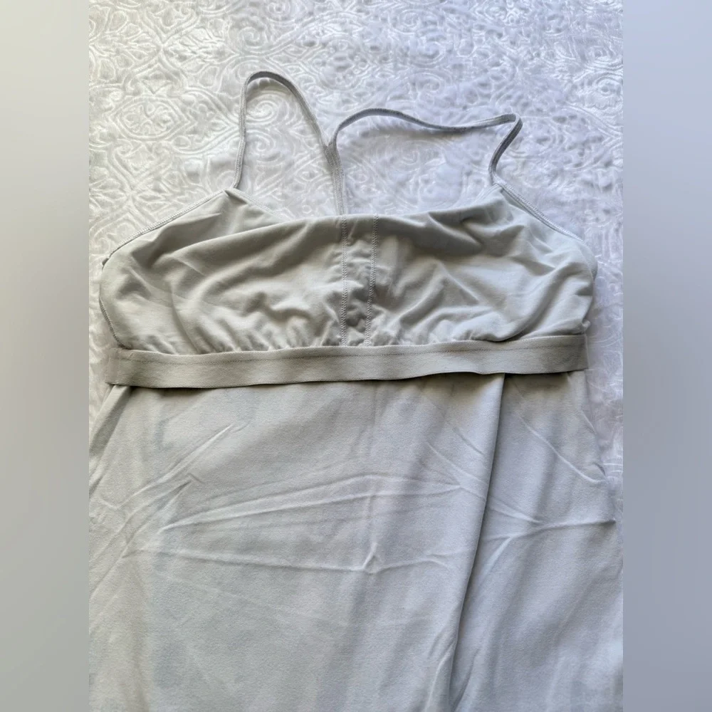 Lululemon Strappy Printed Tank Top Built-In Bra Size 8